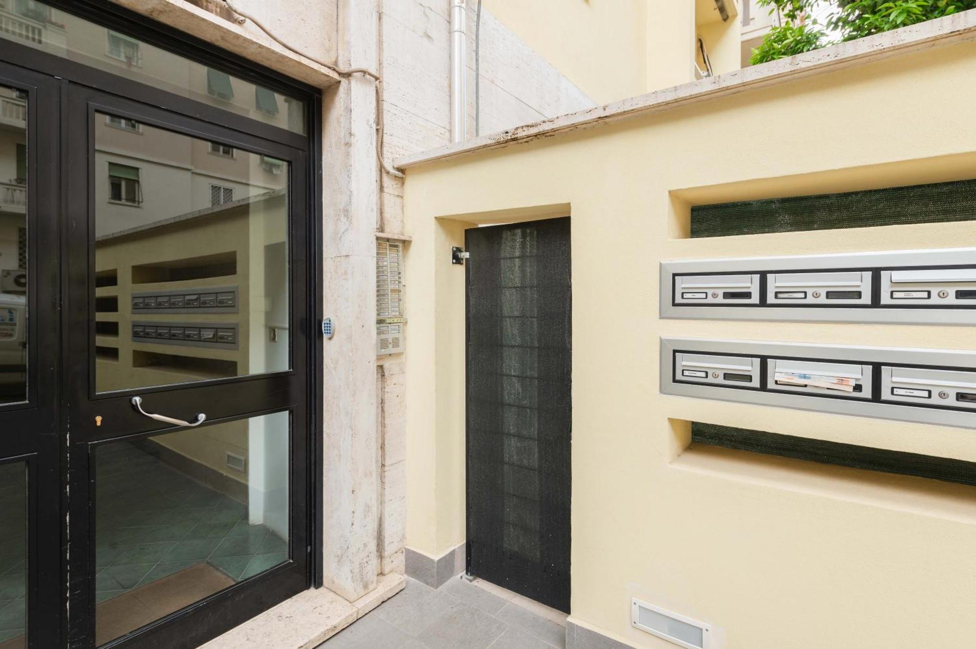 רומא Loverhome Apartment 1 מראה חיצוני תמונה